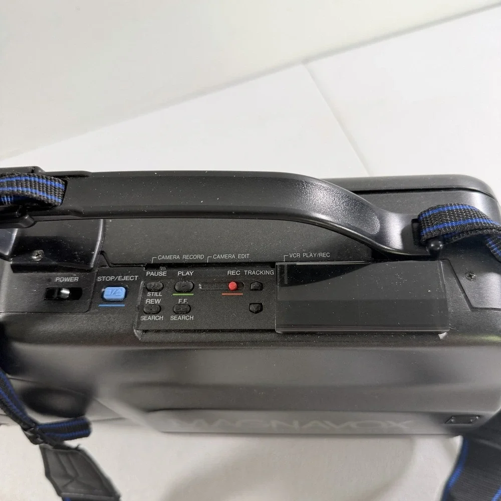 Vintage Magnavox Movie Maker VHS Camcorder CVK300AV02 AS IS FOR PARTS READ